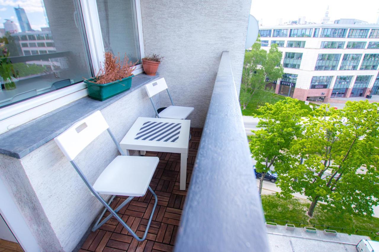 Amazing View And Great Location. Ratusz Arsenal. Daire Varşova Dış mekan fotoğraf